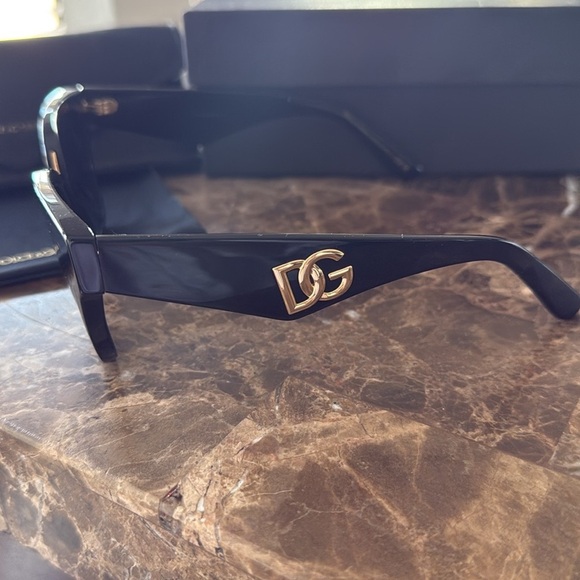 Dolce & Gabbana Black Sunglasses - Picture 4 of 13